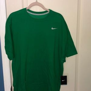 NWT NIKE Dri- Fit tee